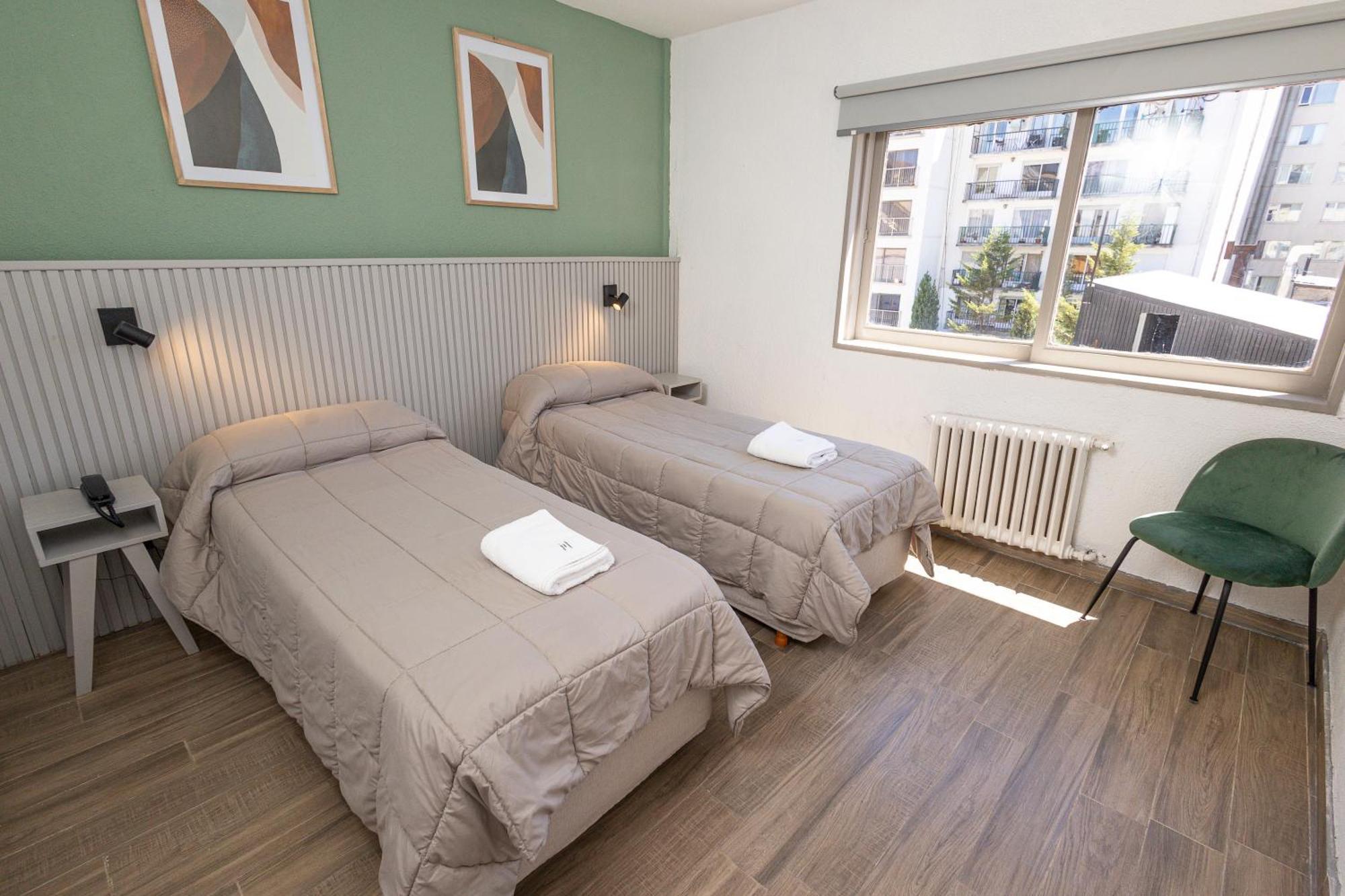 M382 Hotel Bariloche Buitenkant foto