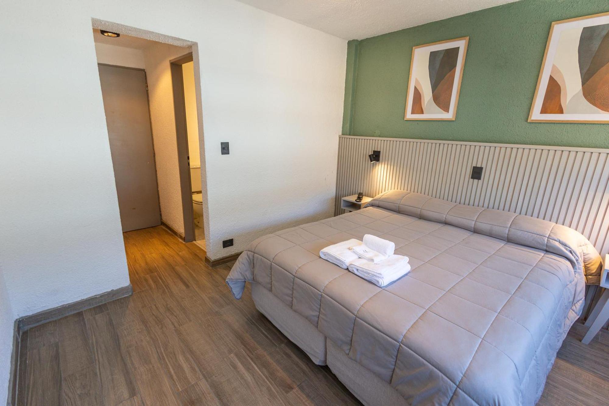 M382 Hotel Bariloche Buitenkant foto