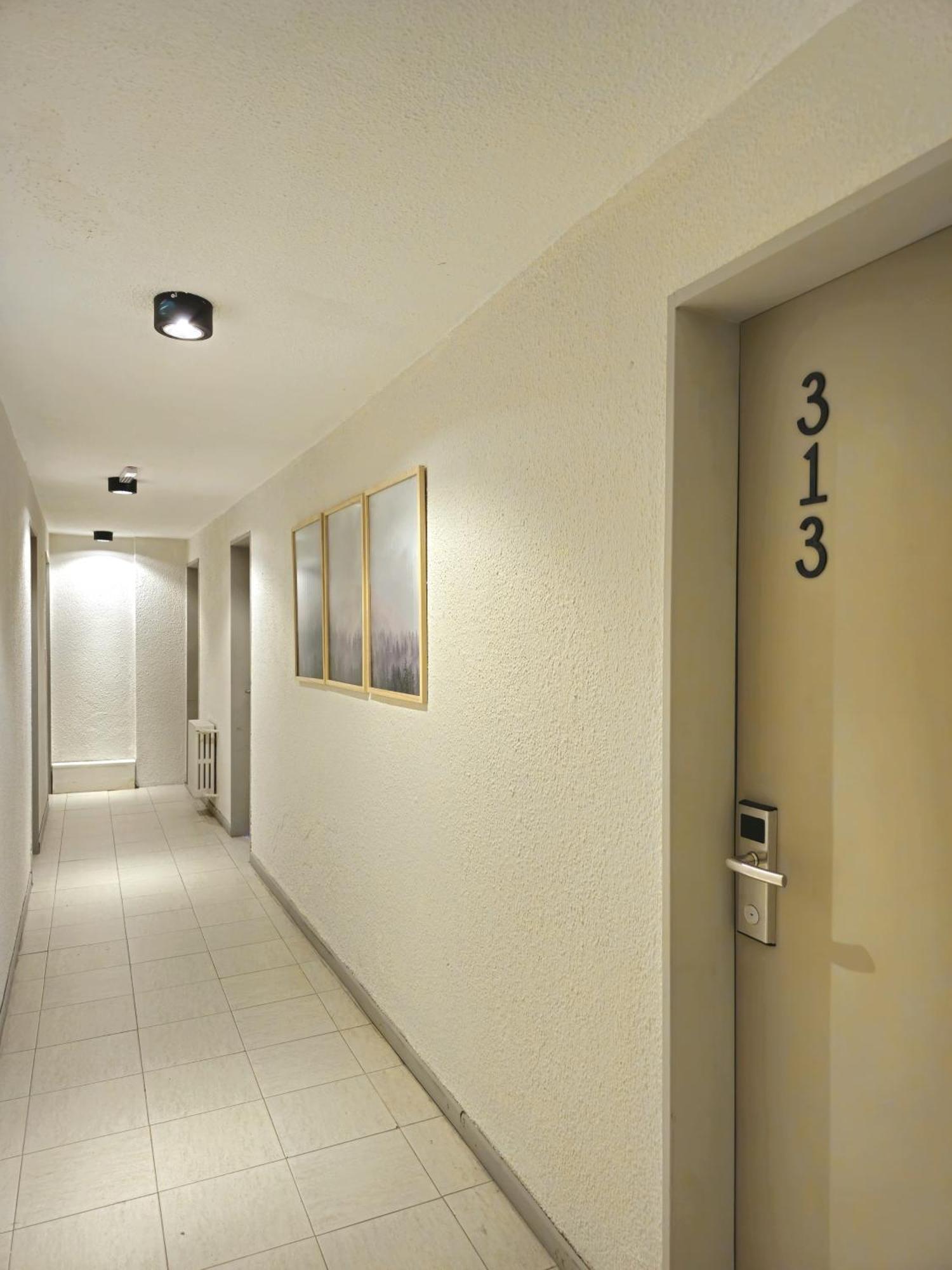 M382 Hotel Bariloche Buitenkant foto